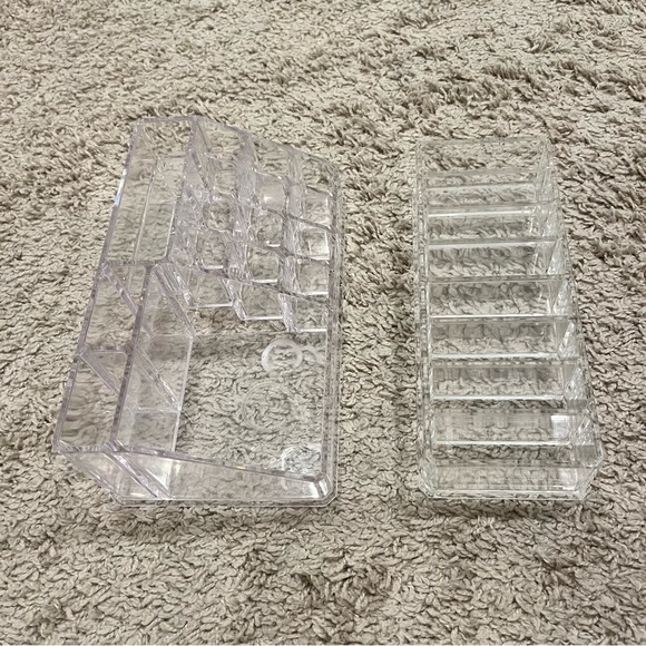 Set of Two Clear Acrylic Cosmetic Organizers - Picture 2 of 8